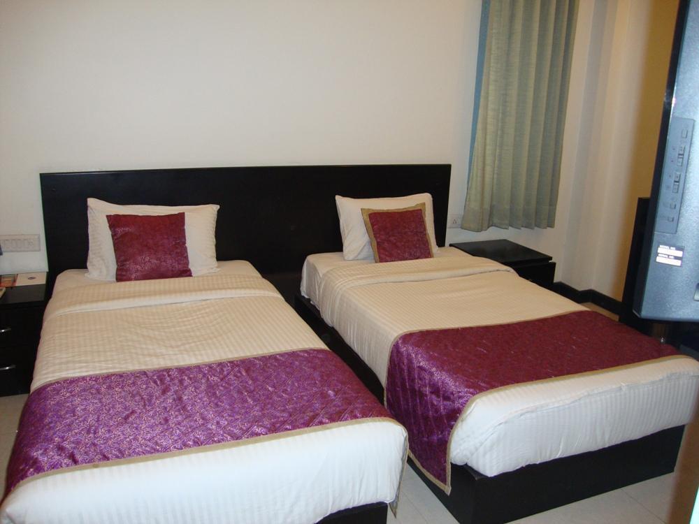 Oyo Flagship 18940 Hotel Swathi New Delhi Eksteriør bilde